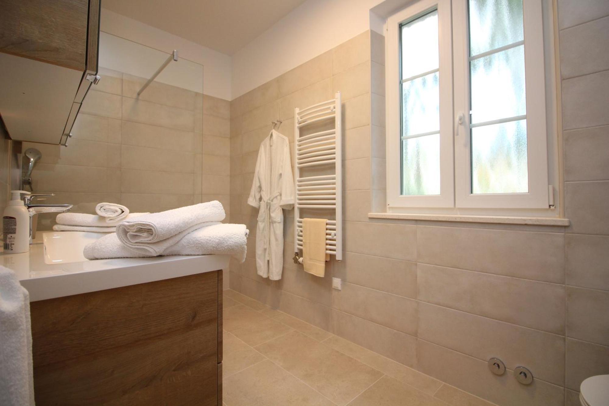 Villa Beachfront Sea Palace Kaštela Zewnętrze zdjęcie