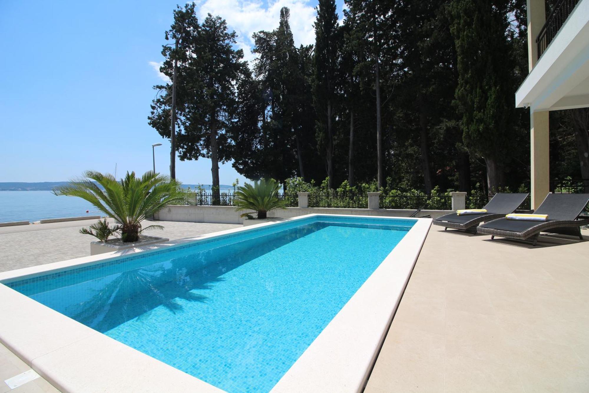 Villa Beachfront Sea Palace Kaštela Zewnętrze zdjęcie