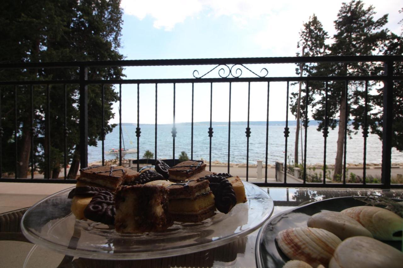 Villa Beachfront Sea Palace Kaštela Zewnętrze zdjęcie