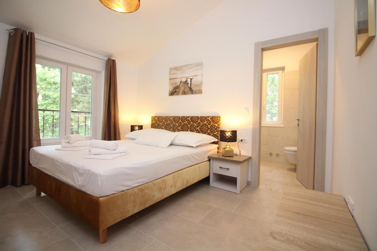 Villa Beachfront Sea Palace Kaštela Zewnętrze zdjęcie