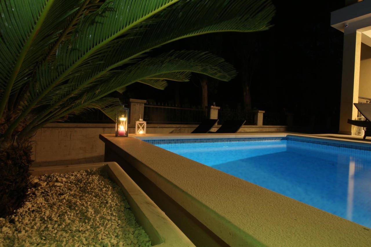 Villa Beachfront Sea Palace Kaštela Zewnętrze zdjęcie